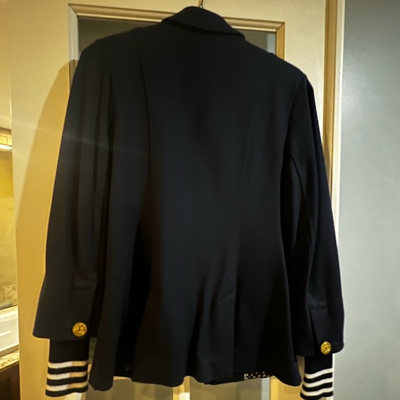 Like New - Cabi Grand Slam Blazer with Removable Sleeves - Picture 3 of 6